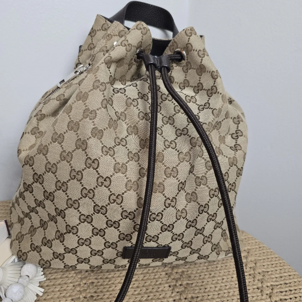 Gucci Drawstring Backpack - Picture 2 of 13